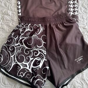 Few Will Hunt Kumo grappling shorts (S) NWOT